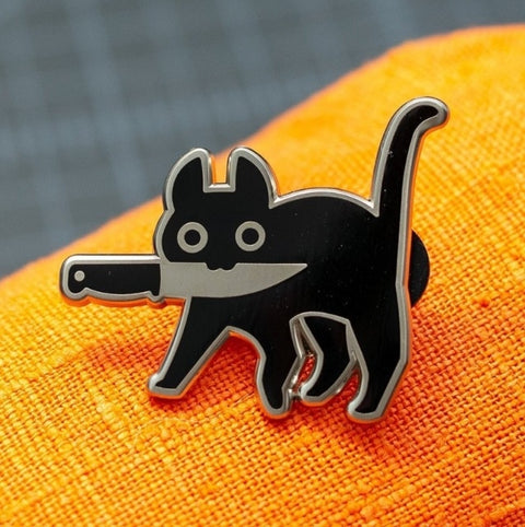 black cat brooch